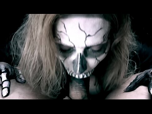 ❤️ Demon girl imeb kulli oma musta suuga ja neelab sperma. ❤️ Pornovideo at us ❤